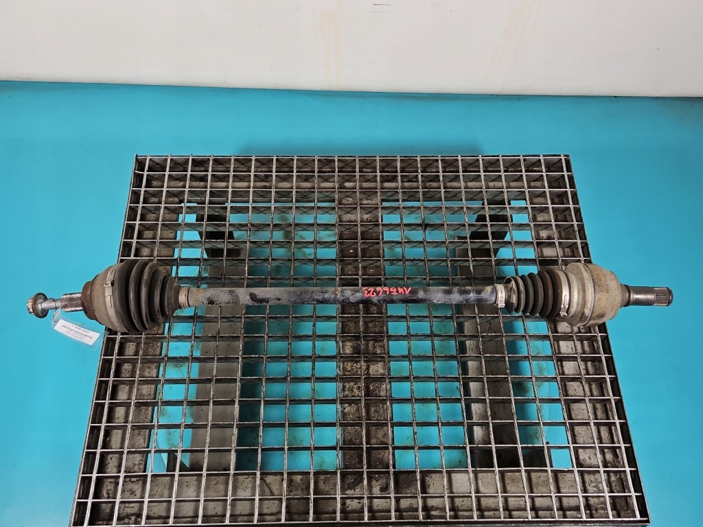 Купить Приводной вал перед правая skoda octavia 3 2.0 tsi автоматическая коробка передач