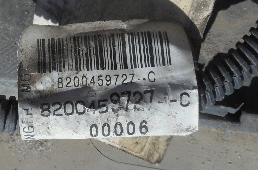 Купити Clio 3 накладка плита під  бампера перед джгут 8200682328 8200459727c