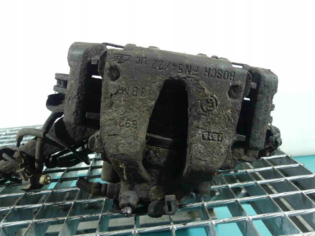 фото №1, Суппорт перед левый alfa romeo 147 1.6 16v