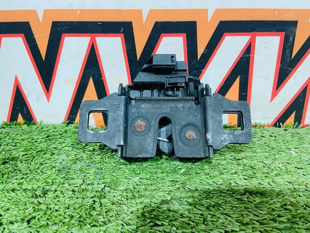 фото №8, Замок капот правый jaguar i-pace x590 8x23-16700-ah