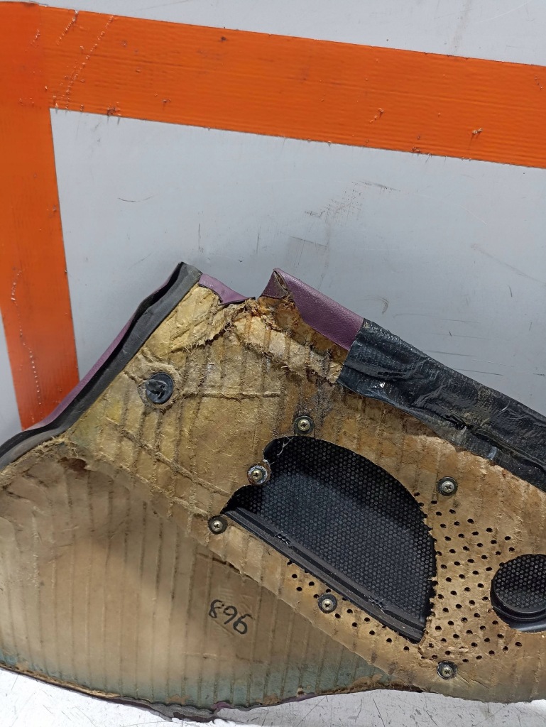 Porsche 968 coupe обивка обшивка левый задний Недорого