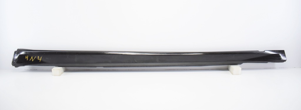 фото №1, Audi a5 d5 4n4 правий поріг молдинг поріг org long