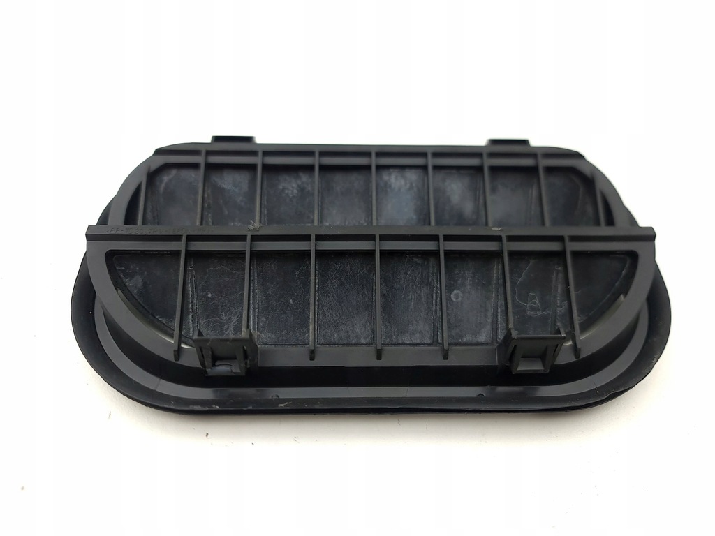 фото №7, Audi a4 s4 b9 2017 правая сторона решётка вентиляционная pod бампером задним