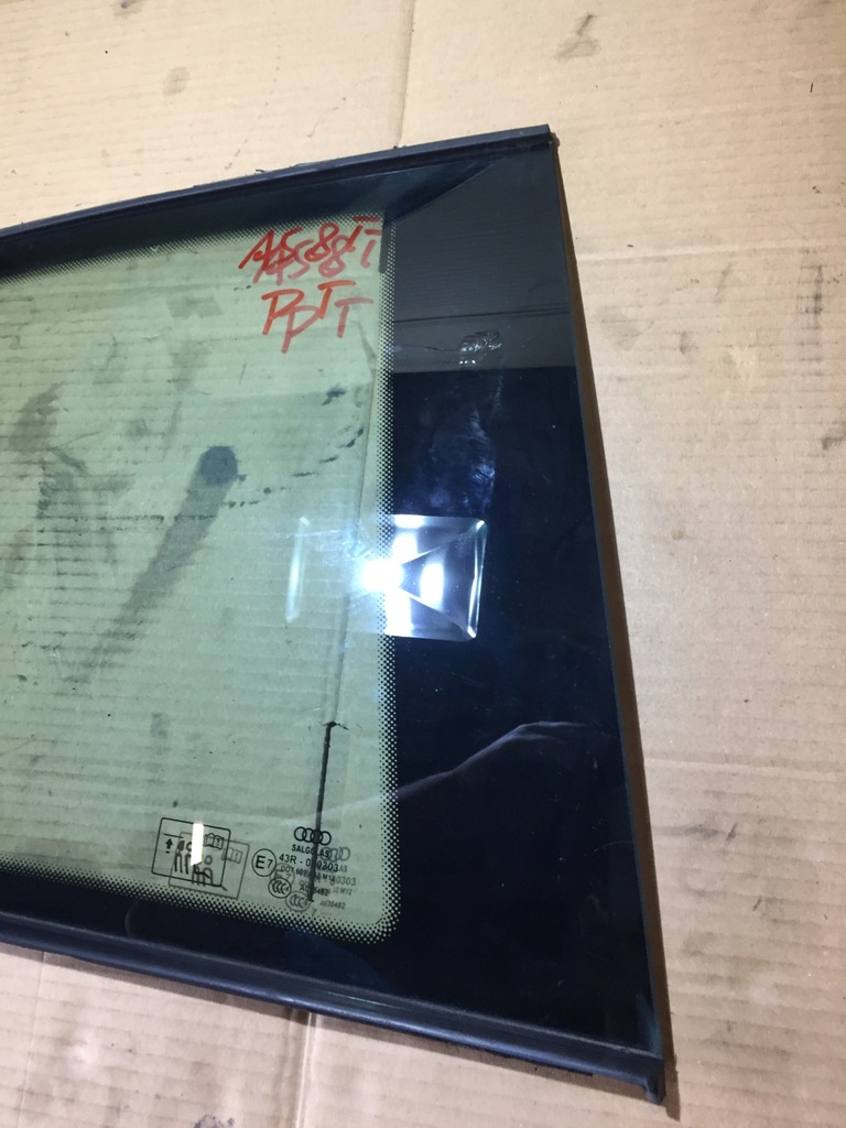 фото №4, Audi a5 8t coupe скло правий задня кузовна хром