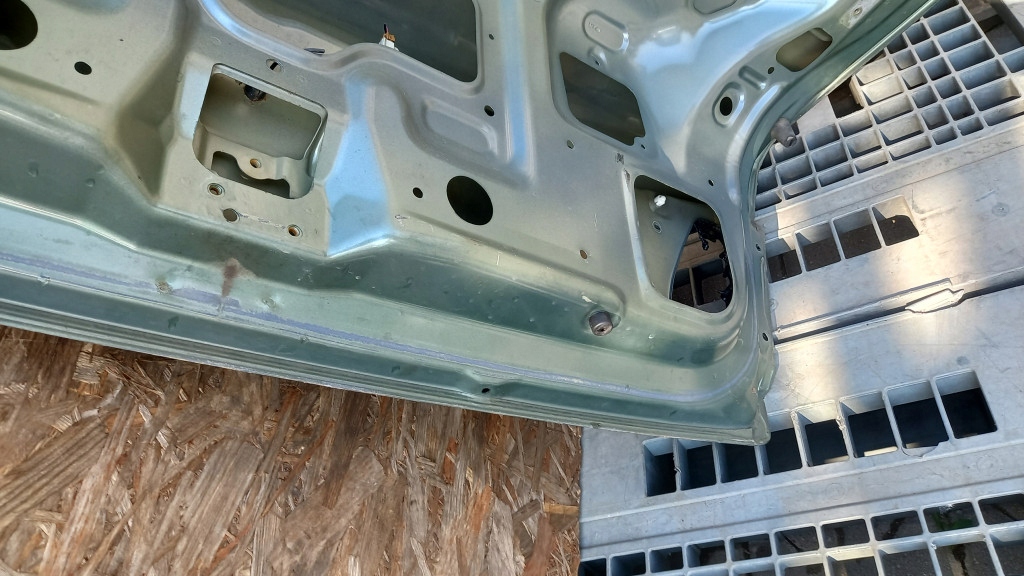 фото №16, Задняя крышка багажника nissan almera n16 03r