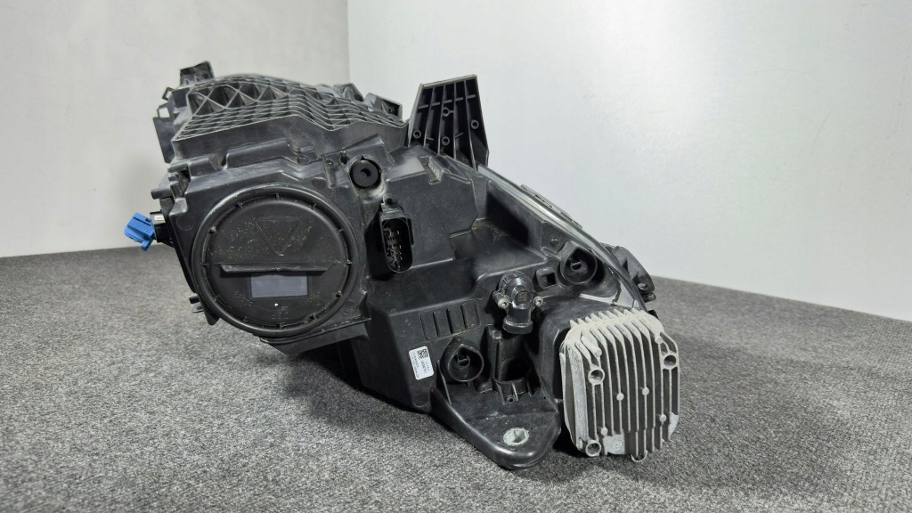 Mercedes eqc w293 a293 293 фара ліва перед європа  full led a2939067500 гарний стан Оригінал