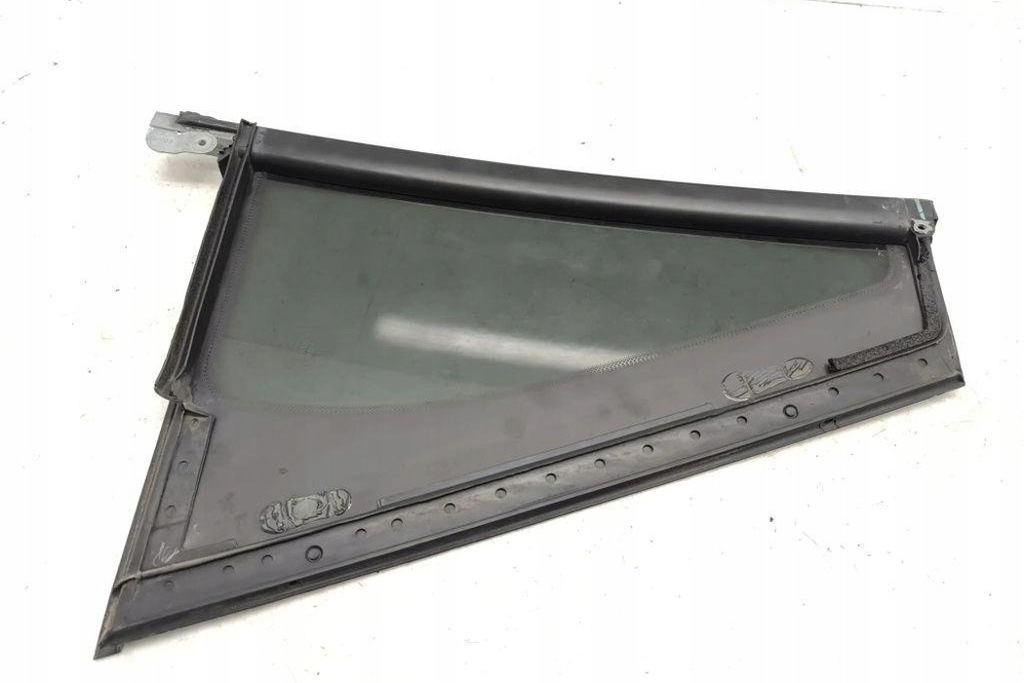 фото №8, Направляющая стекло задних дверь land rover range rover sport l320 m33 2.72l