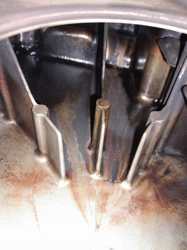 фото №10, Поддон масляная volvo s80 i 2.4 275868a