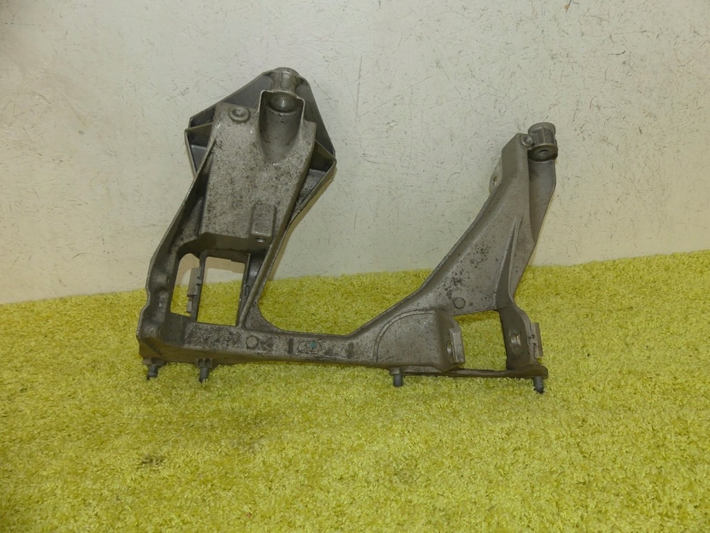 фото №1, Підрамник двигун кронштейн r cayman boxster 981 задня оригінал