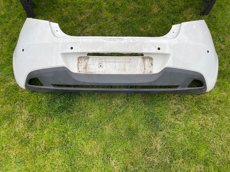 фото №1, Mazda ii 2 бампер задний задняя оригинал