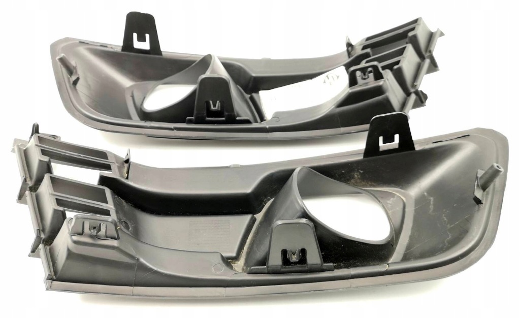 Решітка решітка радіатора бампера renault captur 261529255r Оригінал