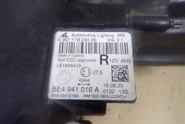 Фара правый  правый full led skoda octavia 4 iv 20- Недорого