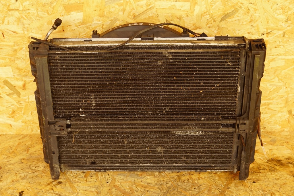 Купить Радиатор вентилятор bmw e90 e91 e92