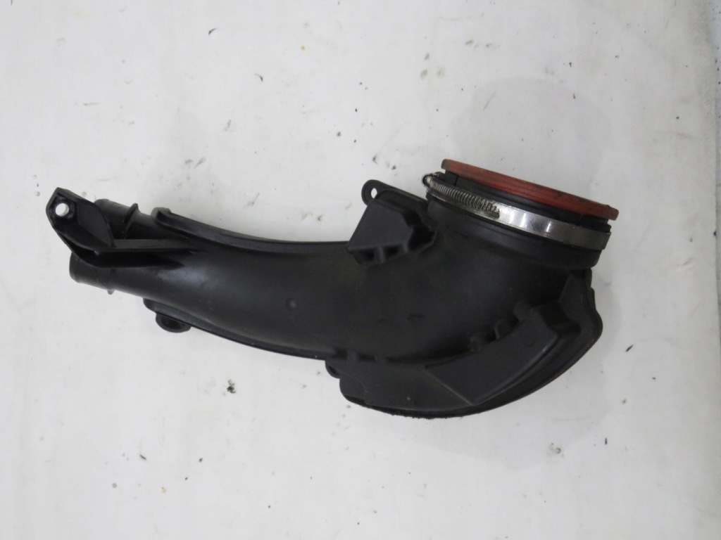 фото №2, Volvo s40 ii 2,0 d3 труба повітрозабірник турбіни 31293547