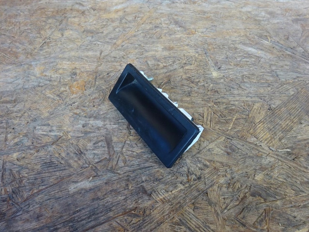 фото №1, Audi a3 8v 12-18 ручка крышки задняя задний багажника