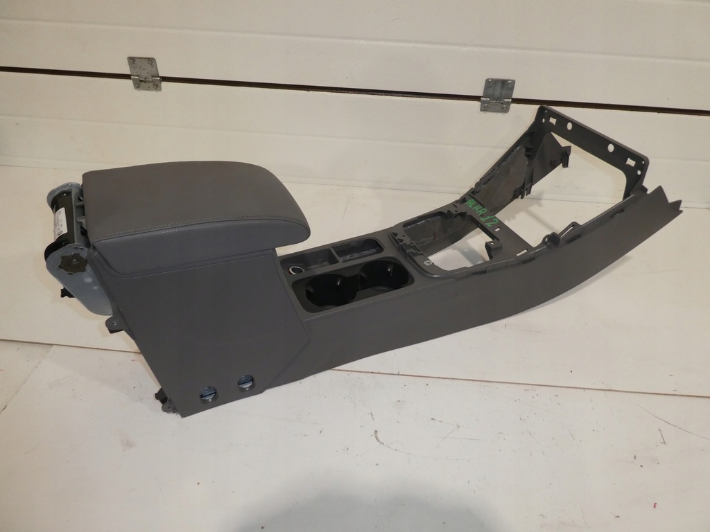 фото №6, Туннель подлокотник vw sharan alhambra 7n0