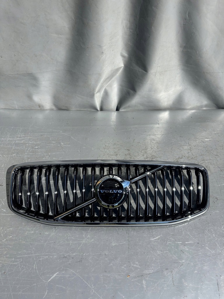 фото №1, Решітка радіатора радіатора решітка радіатора volvo xc60 ii новий оригінал