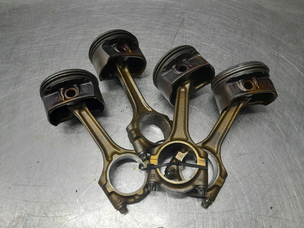 Купити Opel 1.6 16v z16xer поршень + шатун