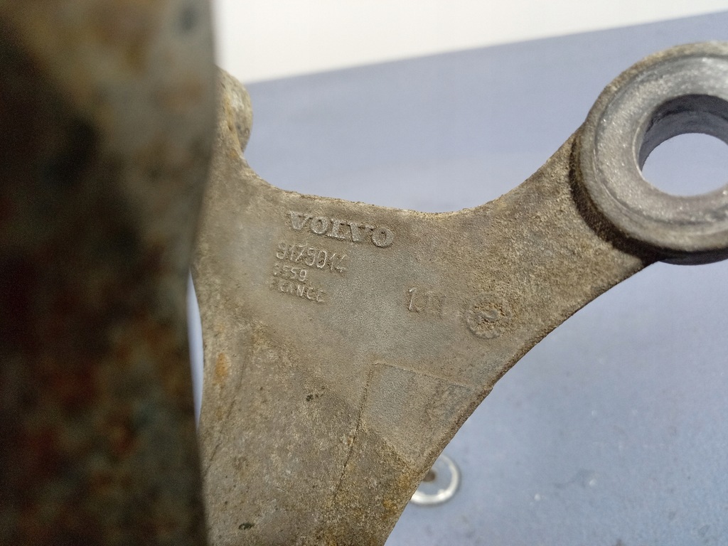 фото №6, Volvo xc90 i 2.9 t6 подушка двигателя 9179014