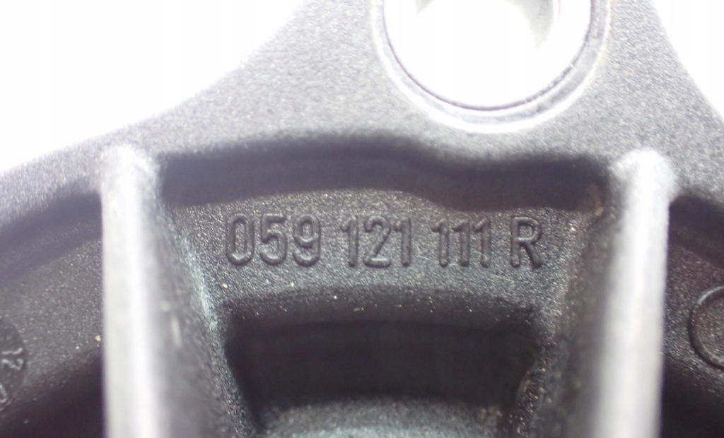 фото №2, Термостат регулятор жидкость audi q7 4l 059121111r