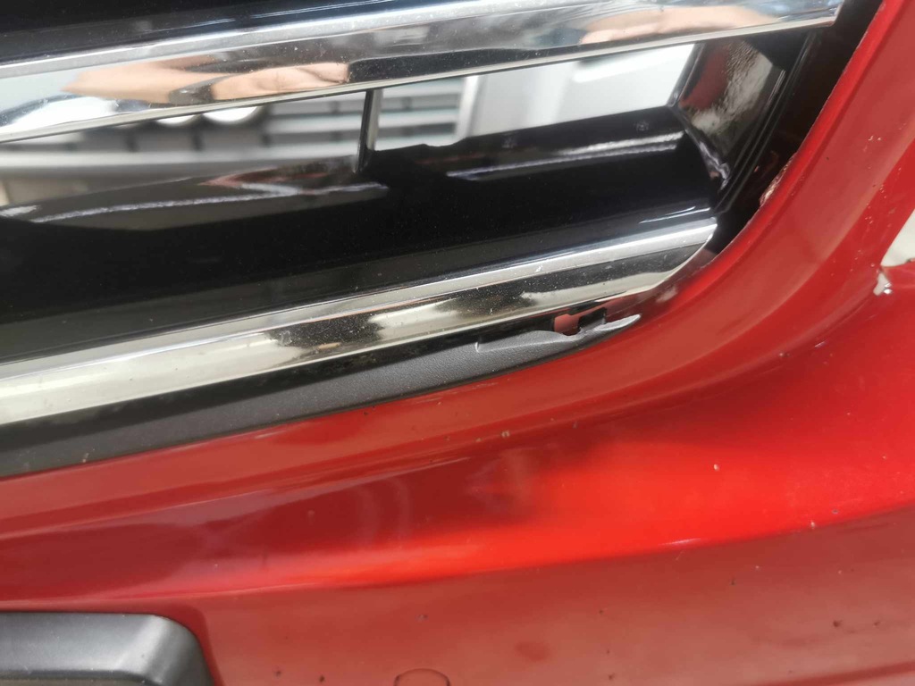 фото №9, Бампер перед ксенон pdc mercedes w204 amg 590