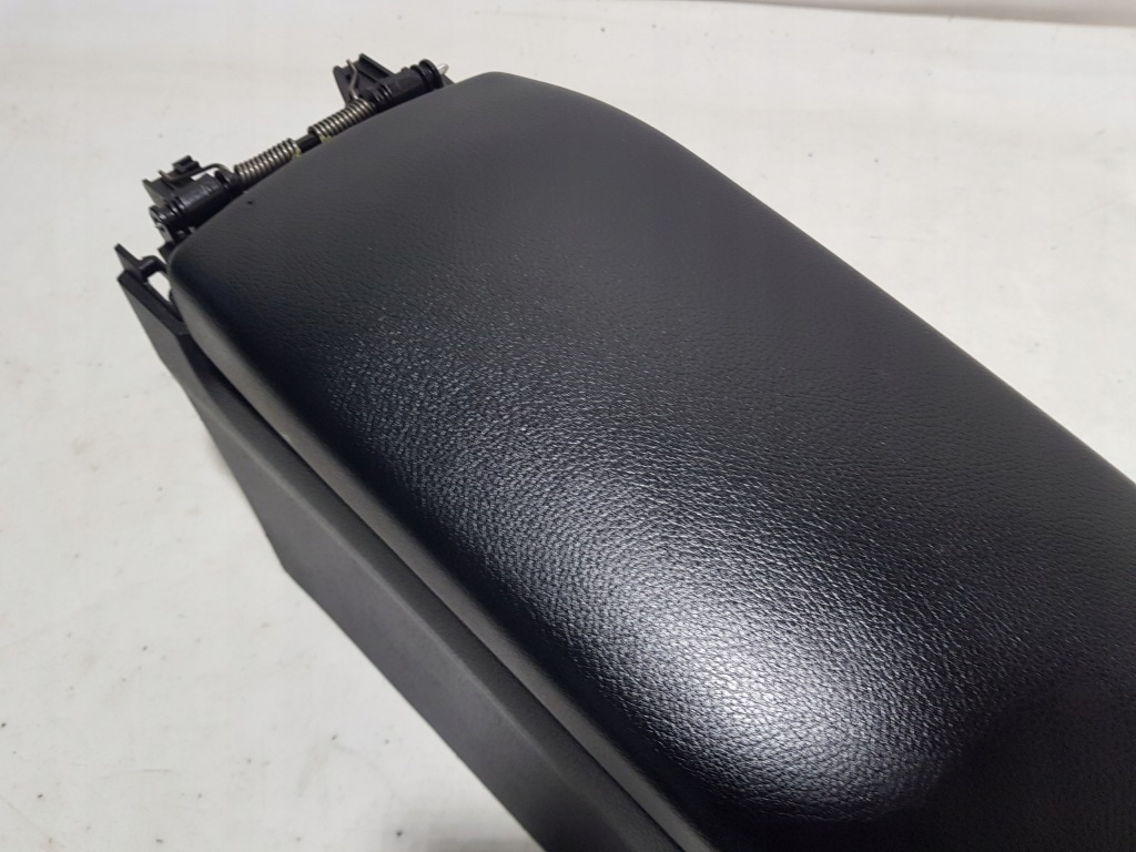 фото №4, Туннель средний подлокотник mercedes slk slc r172 w172