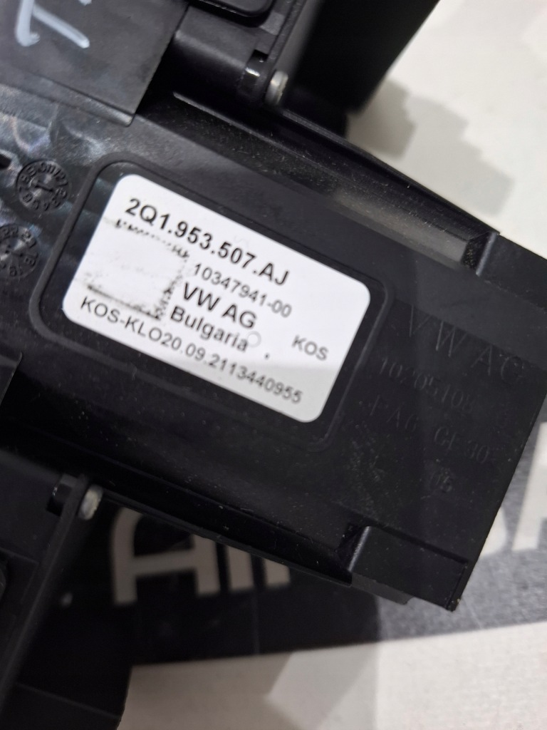 Перемикач підрульовий  стрічка перемикачі vw polo taigo 2q1953507aj nr50 Ціна