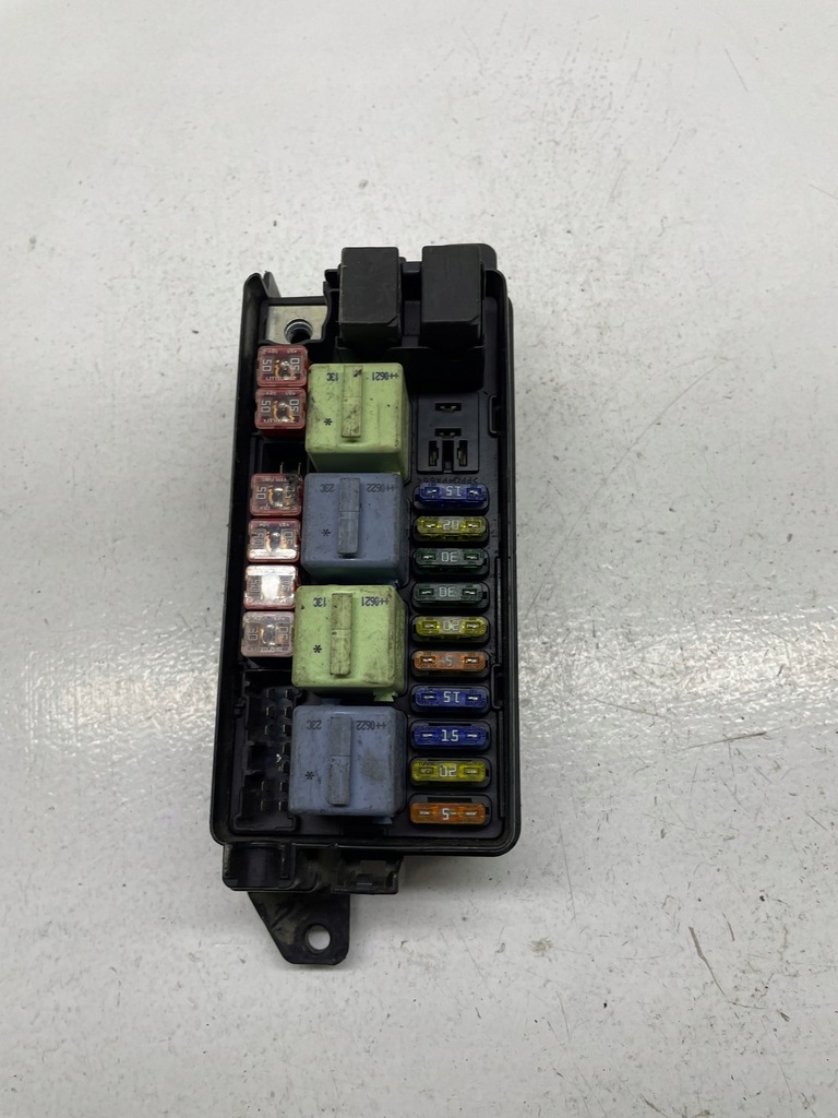 фото №1, Коробка предохранителей mini оригинальный номер 6906604