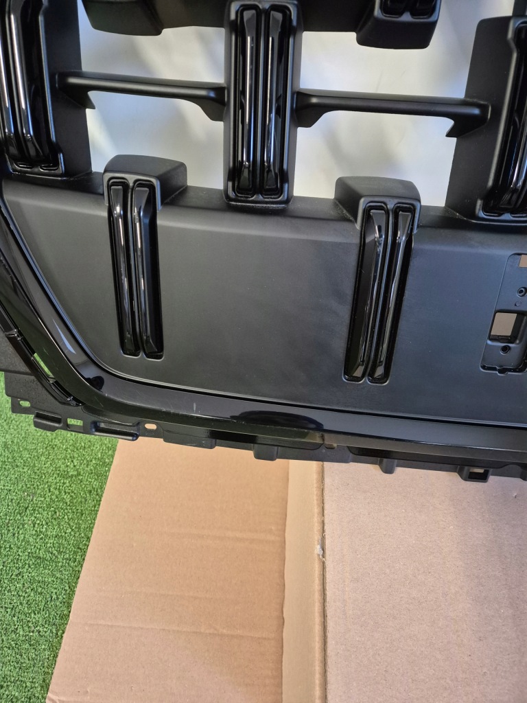 фото №9, Audi q8 4m8 lift решётка радиатора решётка радиатора решётка радиатора радиатора 4m8853651 оригинал чёрный