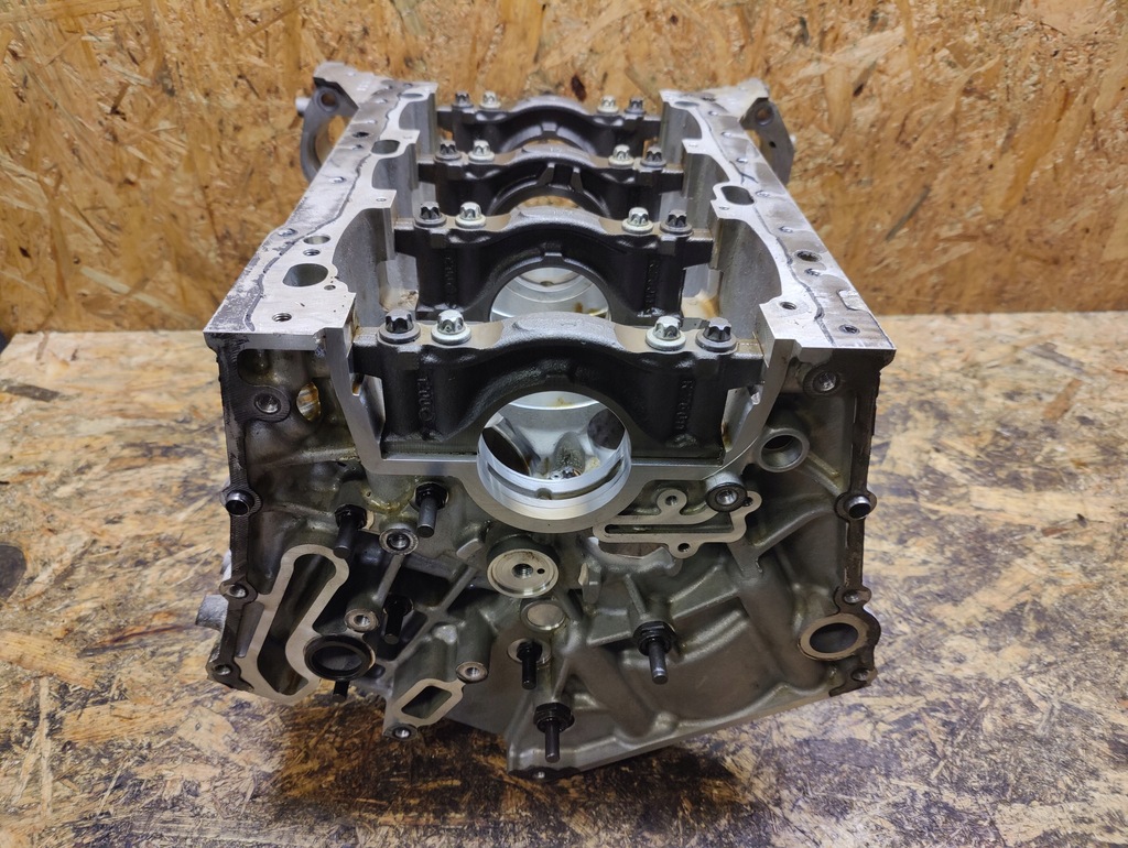 фото №15, Блок двигателя w205 w212 e 400 3.0 v6 276 820