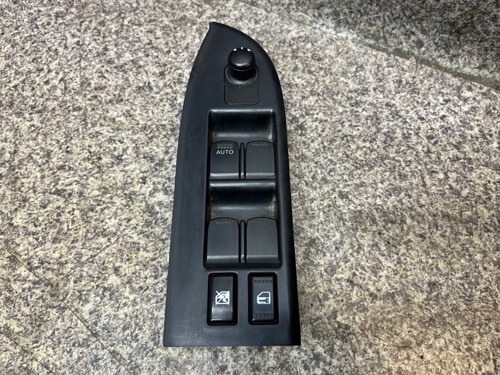 фото №1, Панель переключатель блокировка окон зеркал suzuki grand vitara ii eu оригинал