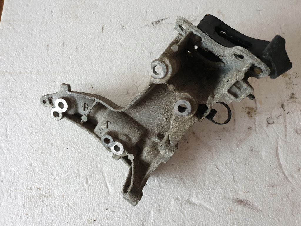 фото №1, Кронштейн кронштейн генератора peugeot partner ii 1.6