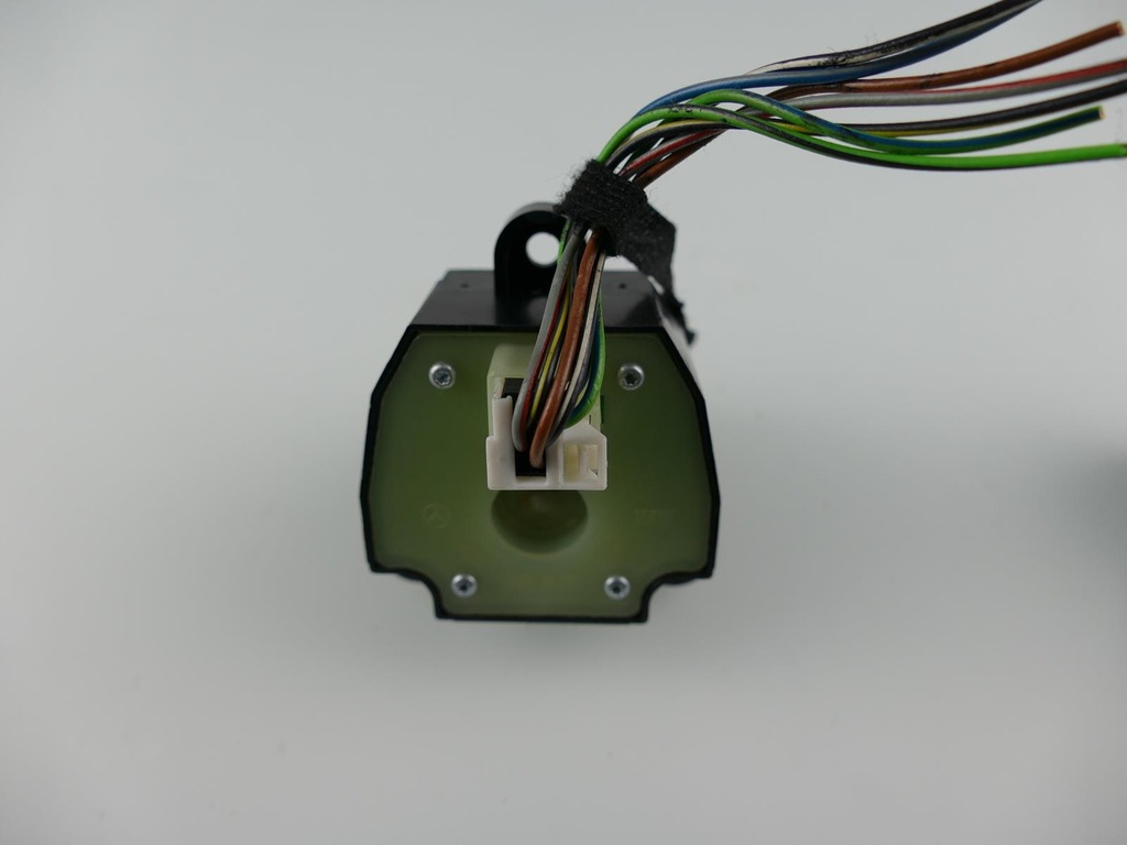 фото №5, Mercedes slk r171 панель открывания крыша кнопка