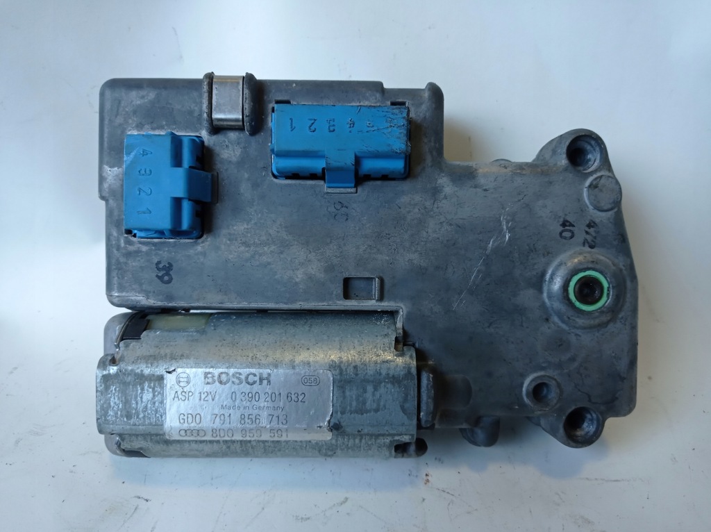 фото №7, Моторчик люк vw audi 8d0959591