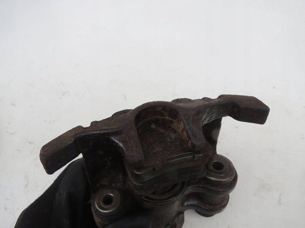 фото №11, Суппорт тормозной правый задняя peugeot 406 9625046780