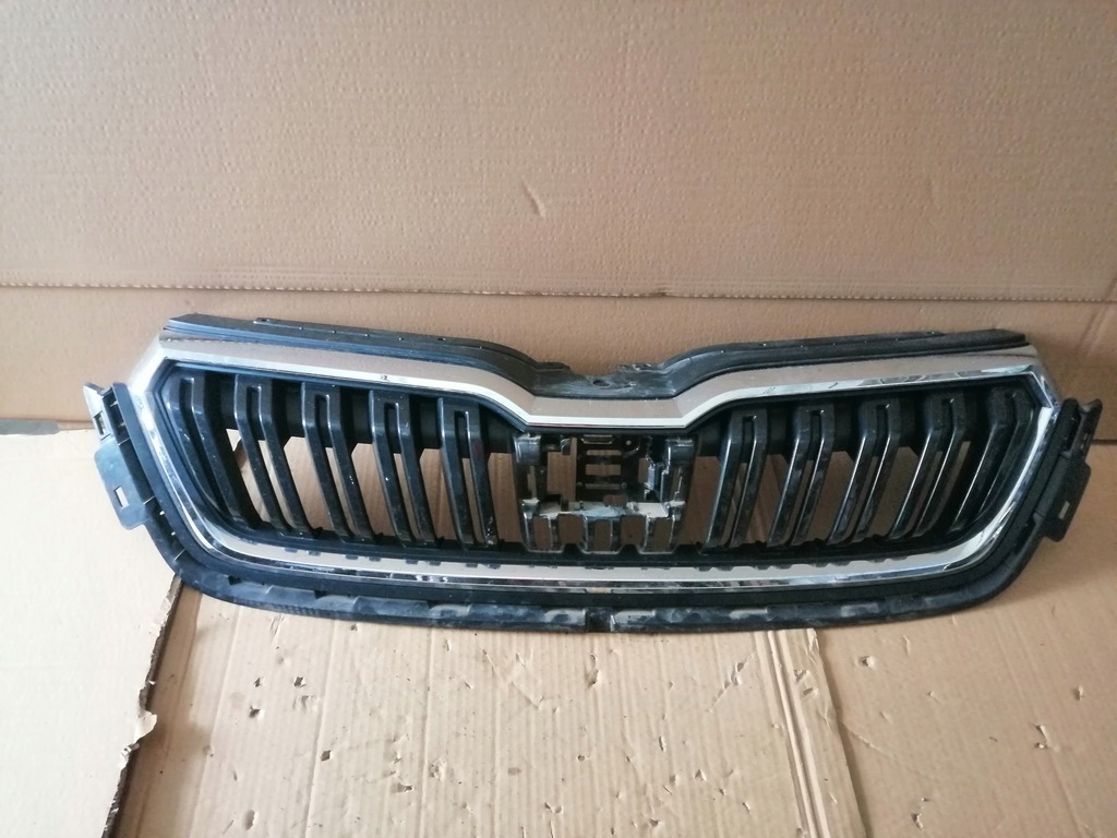 фото №1, Решётка радиатора решётка радиатора skoda kamiq 658853653a