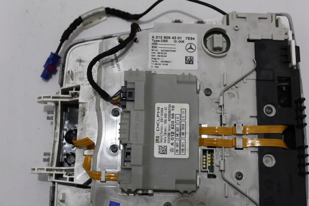 фото №7, Лампа потолочный салонная mercedes w218 cls a2129064301 a0128206610