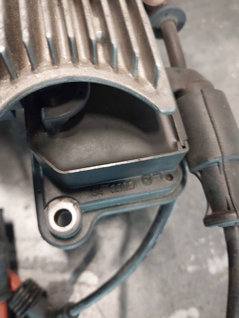 фото №10, Катушка зажигания audi a4 b5 8d 058905105a 0221603003