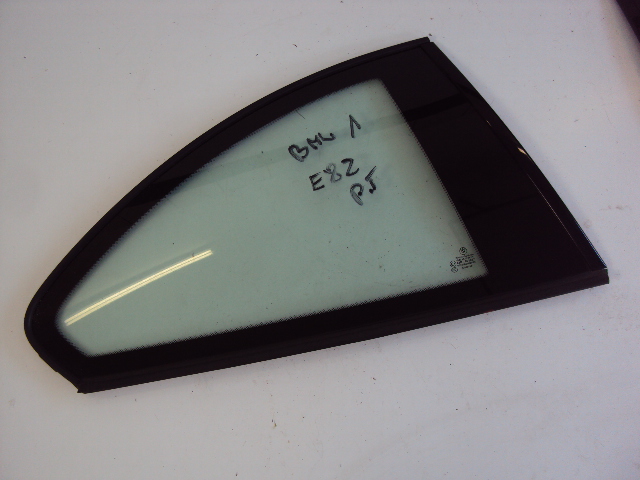 фото №1, Стекло правый задняя bmw serii 1 e82 coupe 2.0d 08r