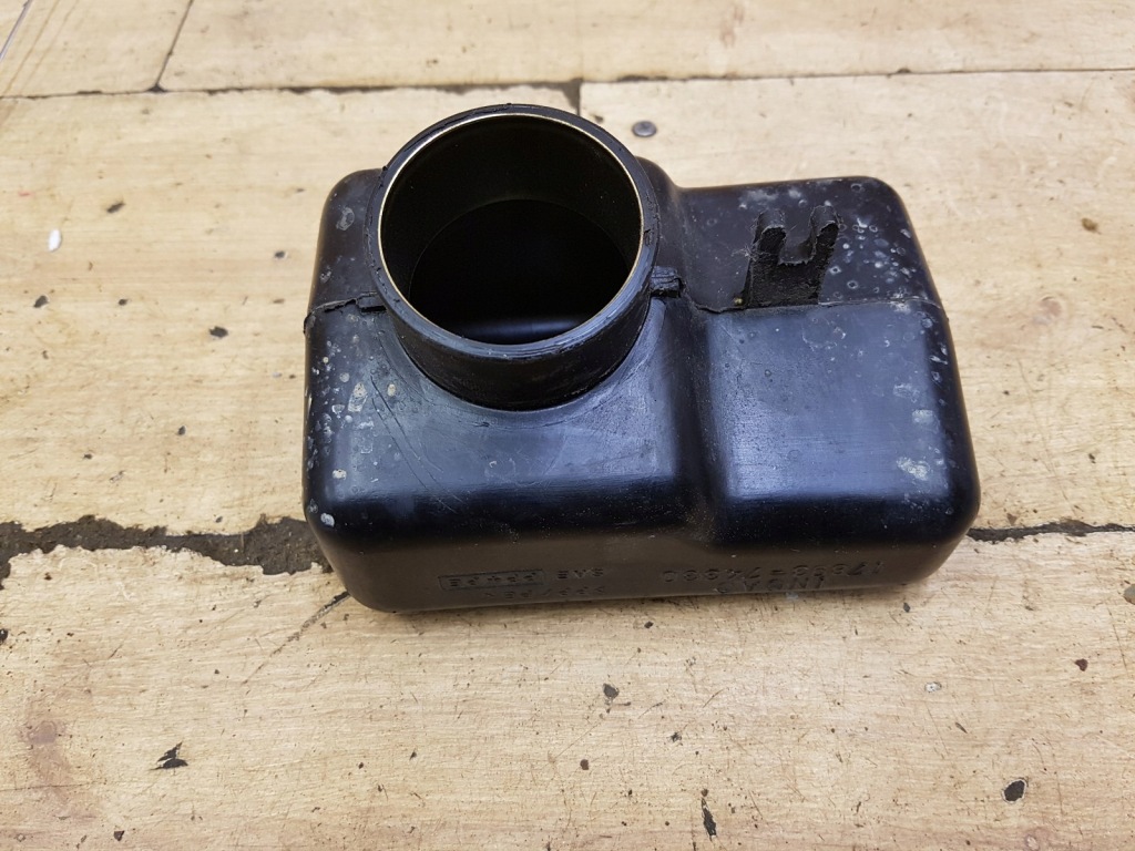 фото №1, Резонатор воздуха toyota rav4 i 2.0 16v