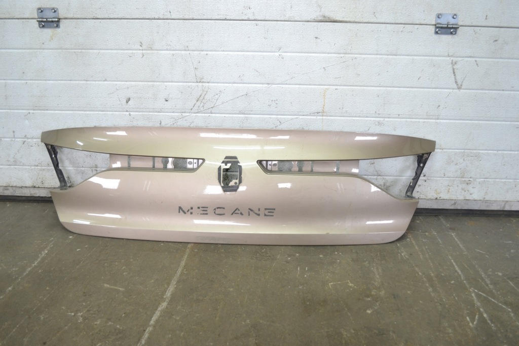 фото №1, Накладка накладка крышки багажника megane iv sedan