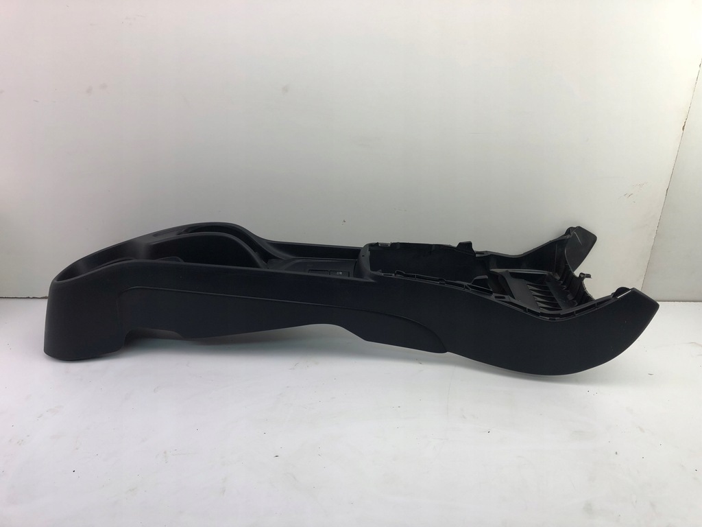 фото №12, Toyota yaris iii тунель середній 589100d290