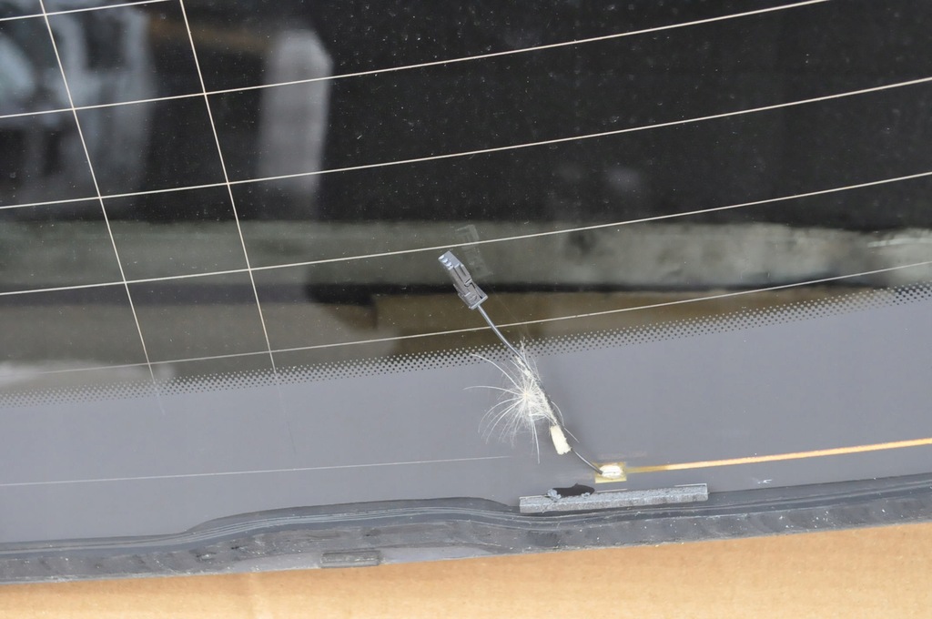 фото №8, Bentley bentayga стекло задняя 36a.845.051 17r