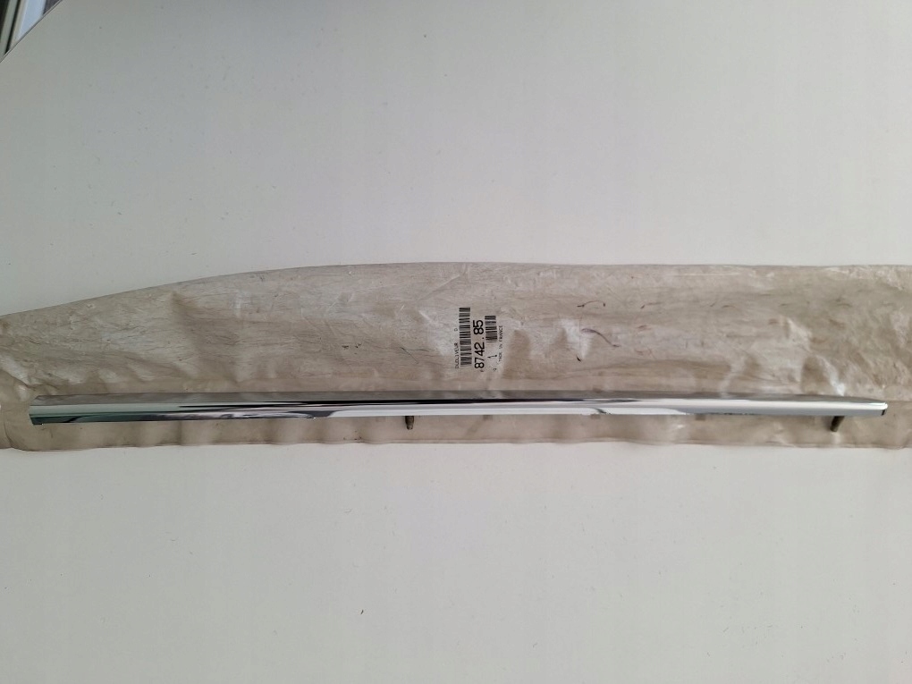 фото №1, Молдинг крышки задняя peugeot 807 оригинальный номер 874285