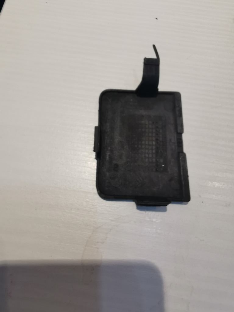 фото №1, Заглушка фаркоп бампер задняя 9654487877 citroen c4 picasso i 06-10