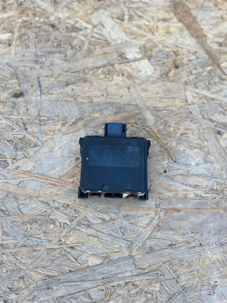 фото №1, Aston martin радар dystronic 203302447