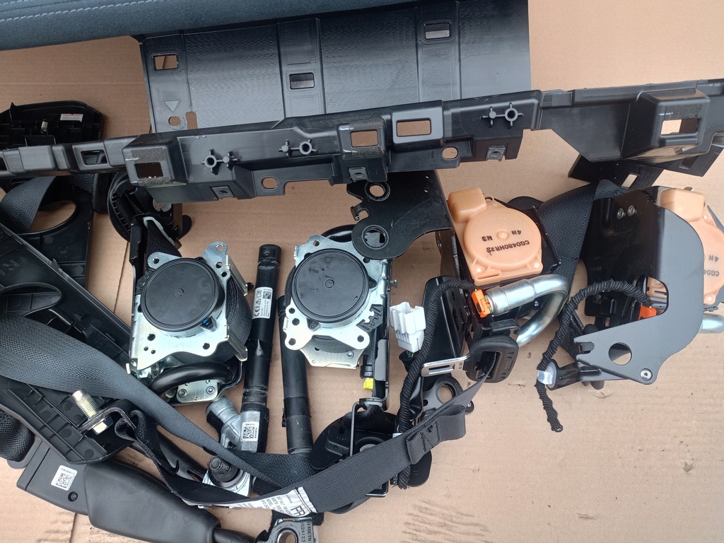 фото №6, Консоль приборная панель приборная nissan ariya 21- демонтаж