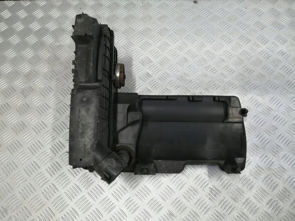 фото №2, Корпус фильтра воздуха renault clio iv 1.2 16v