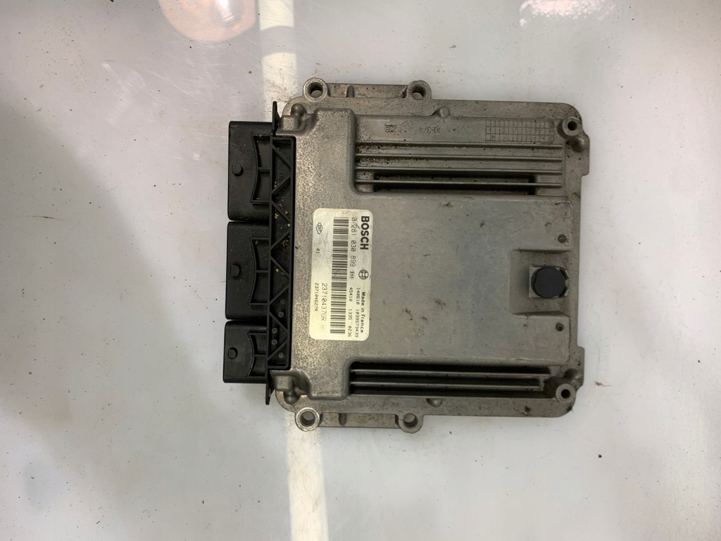 фото №1, Бортовий комп'ютер двигуна renault 237104376r 0281030899