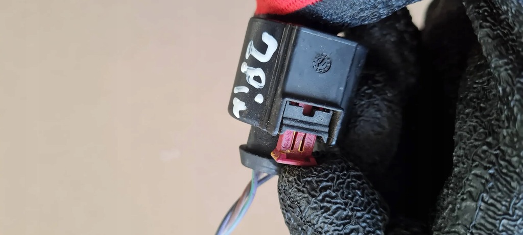 фото №6, A4 b9 8w штекер колодка 8k0973703g a5 8w q5 80a vw audi